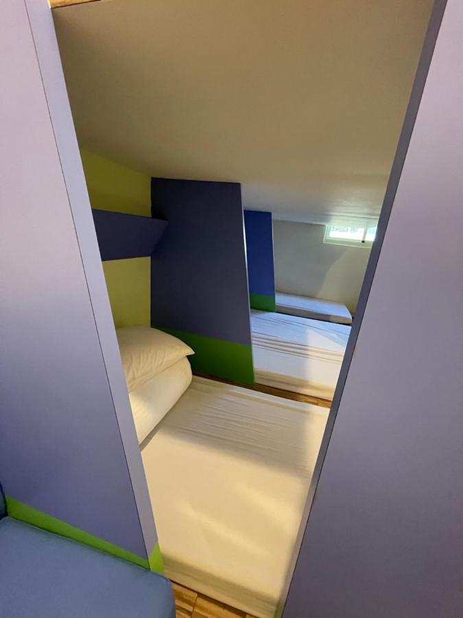 Apartamento 逢甲柏斯青年旅棧 Taichung Exterior foto