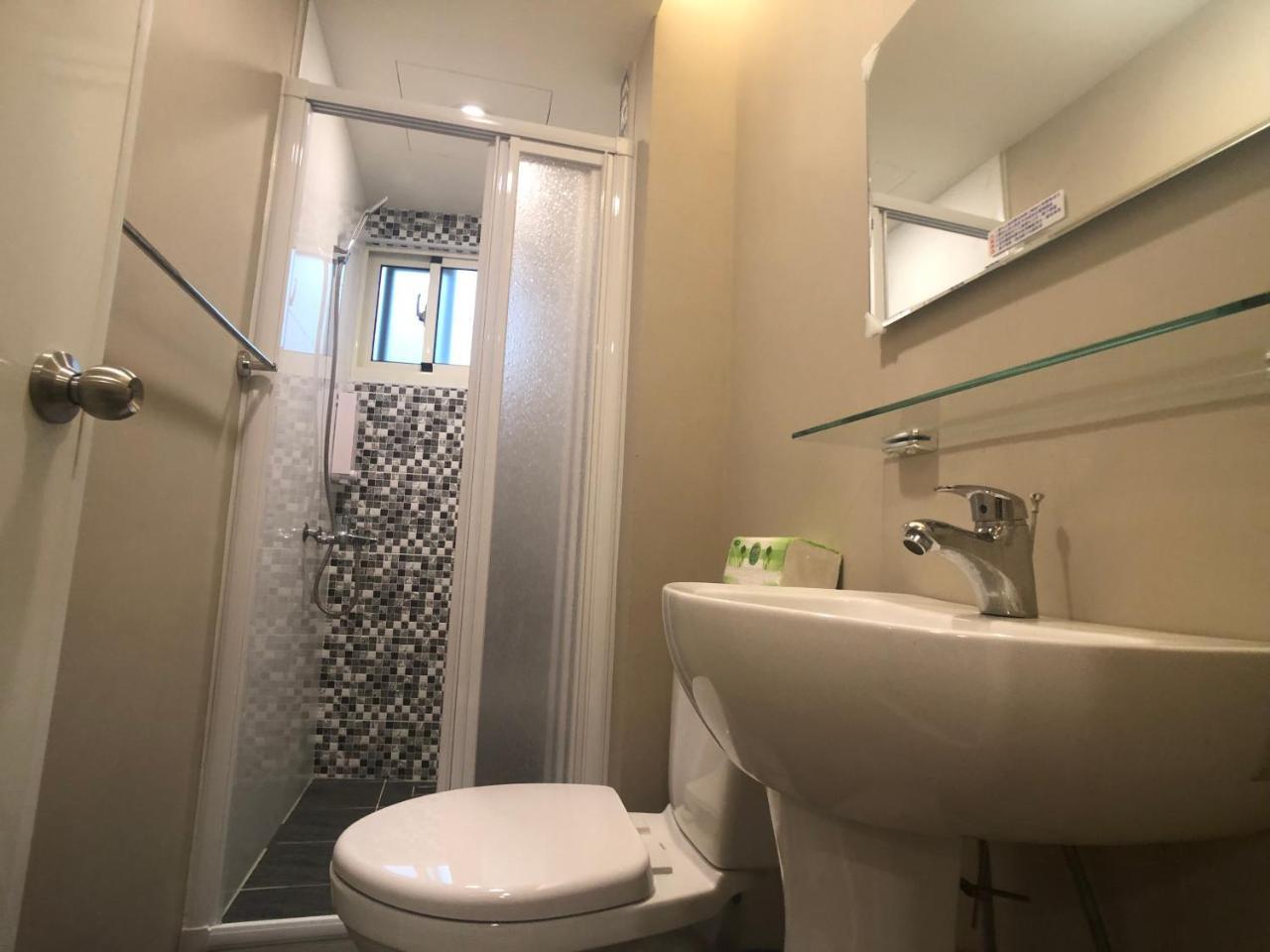 Apartamento 逢甲柏斯青年旅棧 Taichung Exterior foto